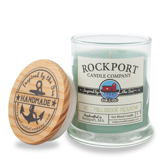 I Would Weep If They Stopped Making This Pine-Scented Candle